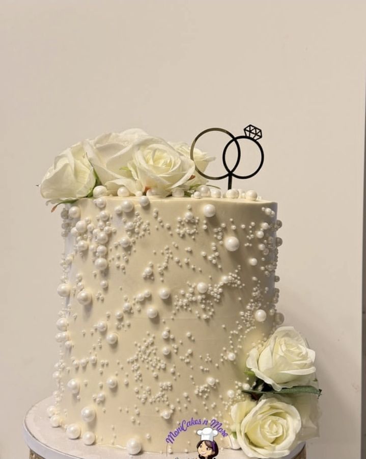 Blue and gold birthday cake