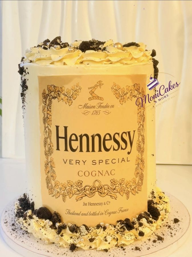 White pearl wedding cake